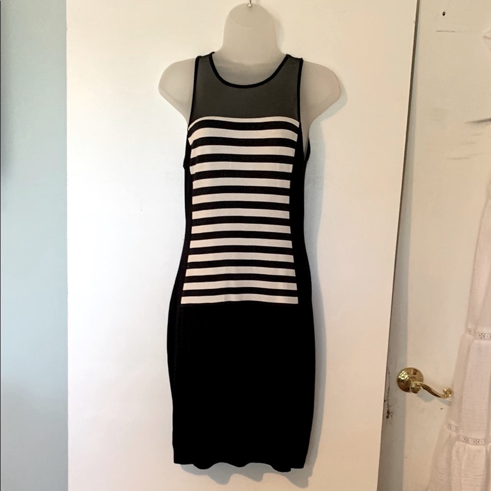Weston Wear Black and White Sleeveless Sheath Midi Dress